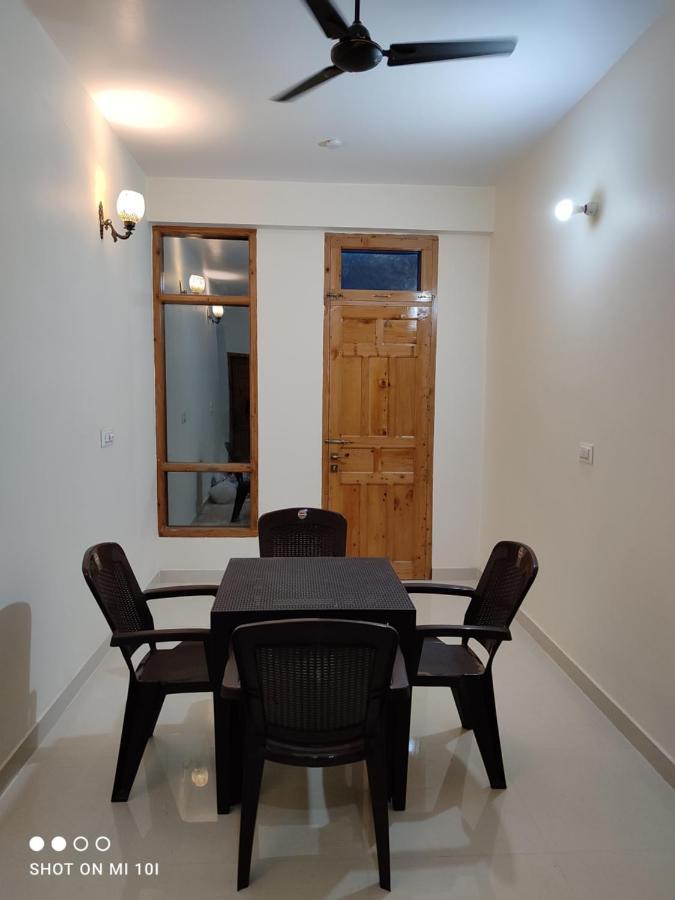 Hotel Cozy Haven Mandi Exterior photo
