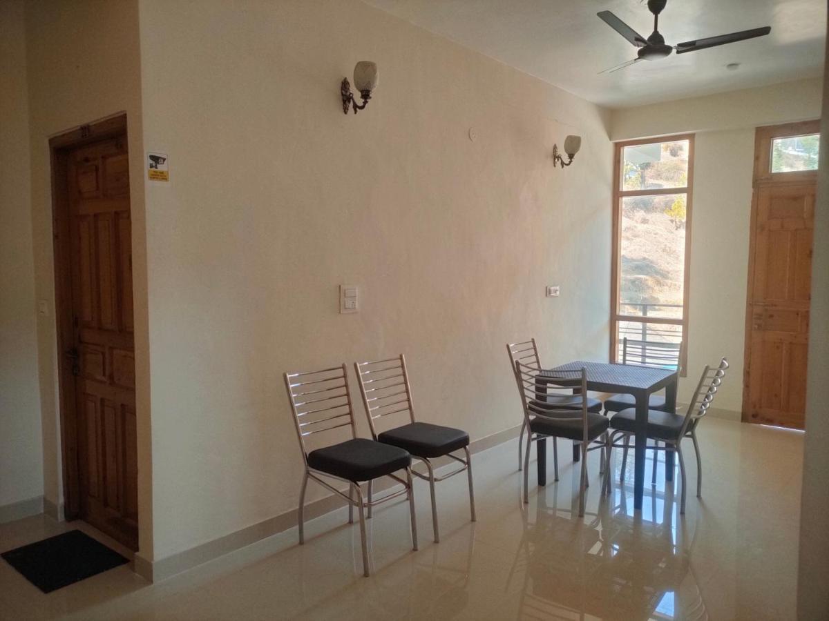 Hotel Cozy Haven Mandi Exterior photo